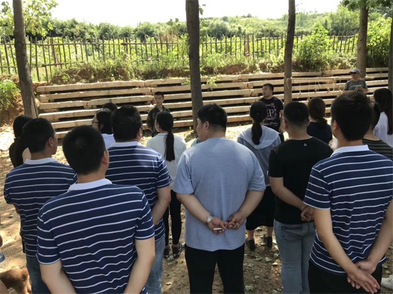 天恒裝飾拓展訓(xùn)練花絮