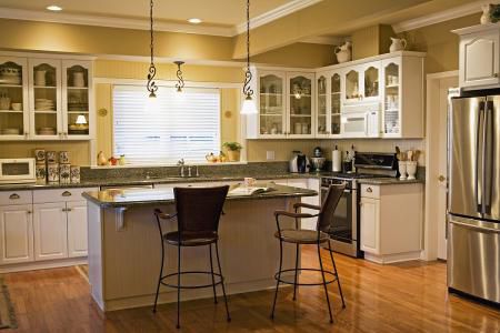 油煙機如何清潔與保養？有什么注意事項？