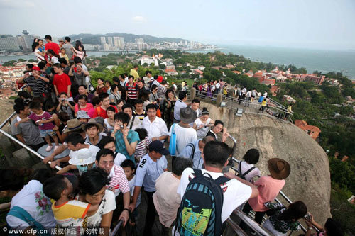 洛陽天恒十一鉅獻——“國慶獻禮活動” 洛陽天恒十一鉅獻——“國慶獻禮活動”