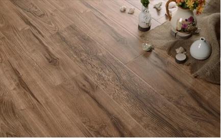 “缺憾”亦是美——木節疤的藝術